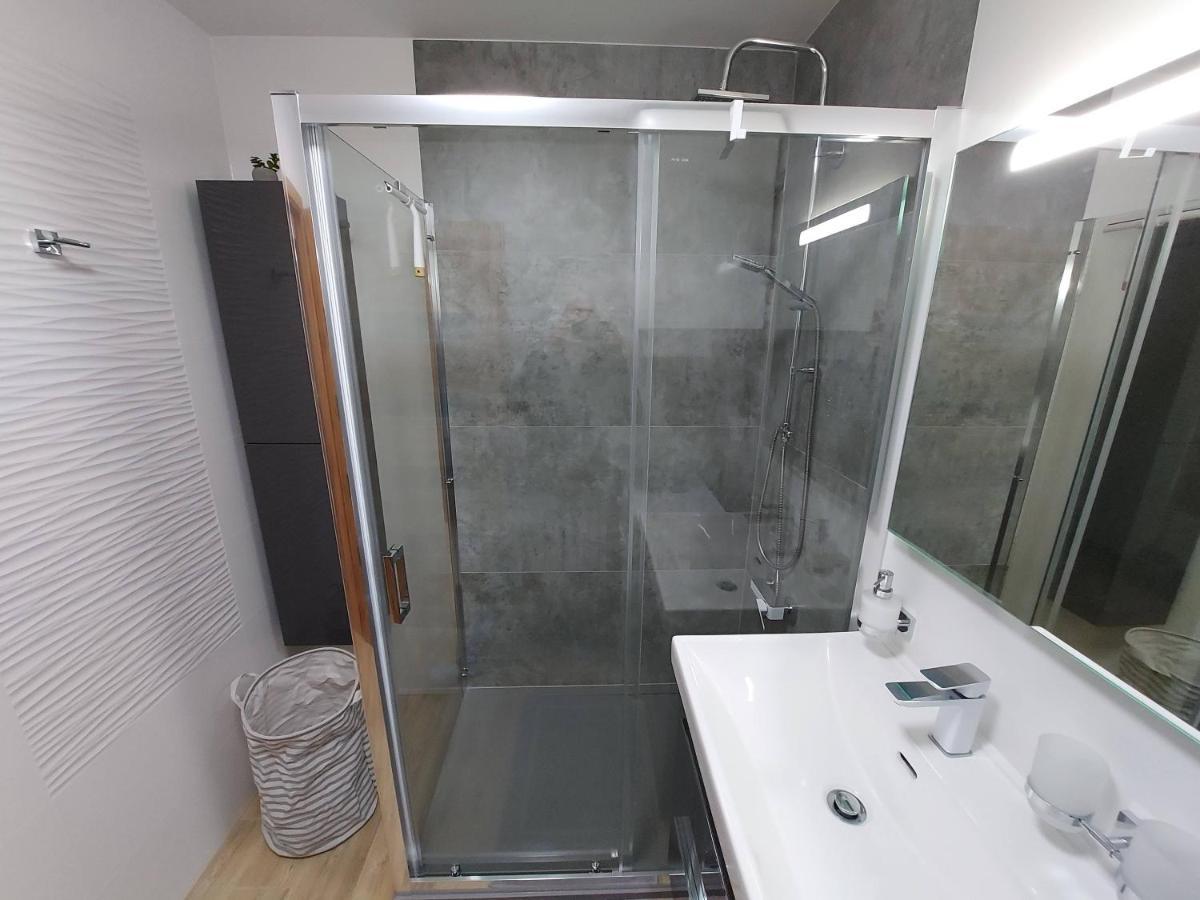 דירות Vysoké Tatry Apartman Filip - Pod Lesom מראה חיצוני תמונה